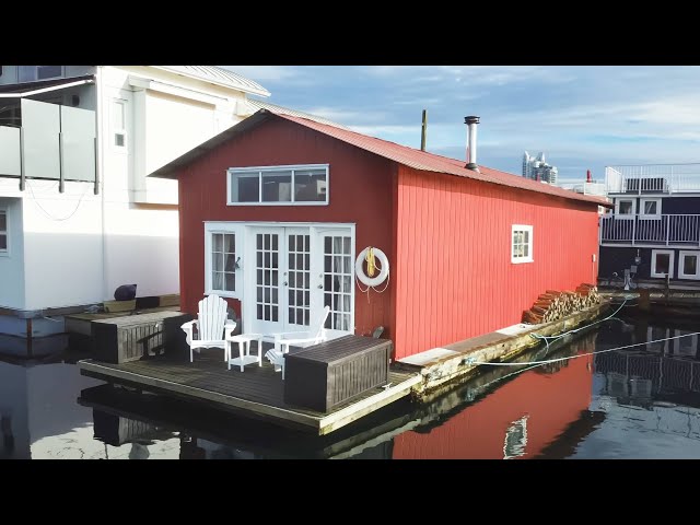 Gorgeous Red Float House Is a Nice Upgrade to Living on a Boat