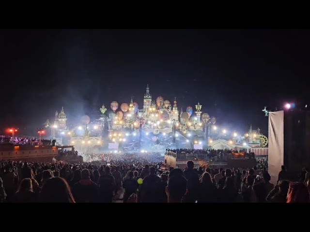 CHARLOTTE DE WITTE FAZENDO ENCERRAMENTO DO TOMORROWLAND BRASIL 2024!