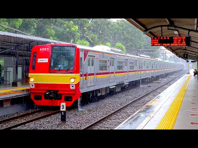 Menembus Hujan! Kompilasi KRL Commuter Line, Kereta Bandara dan Kereta Api di Stasiun Sudirman [4K]