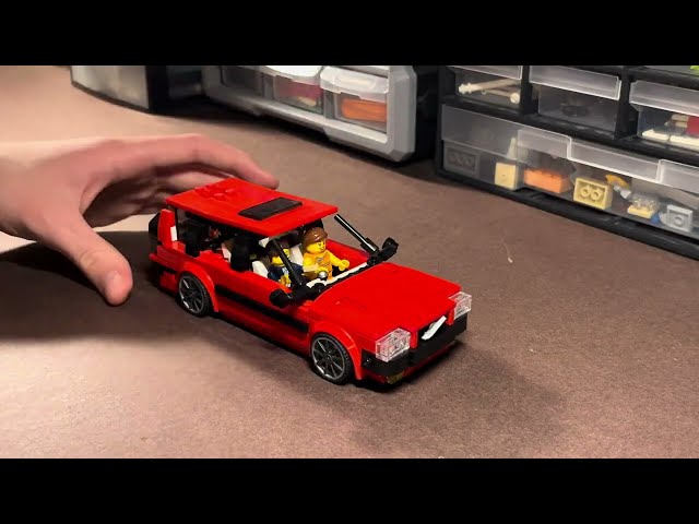 Lego Volvo 850 Estate MOC !! But with opening hatch !!!