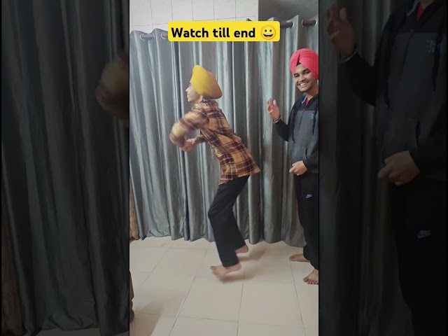 Bhai ka murga dance 😀 #funny #prank #comedy #ytshorts