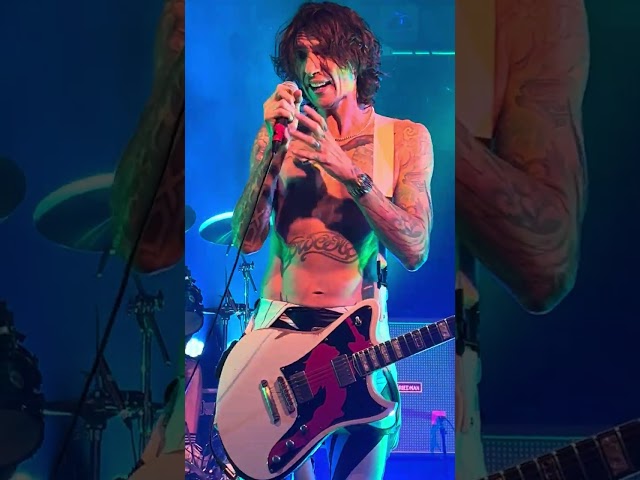 The Darkness "Holding my Own!" Live! at Starland Ballroom NJ 10/21/2023!