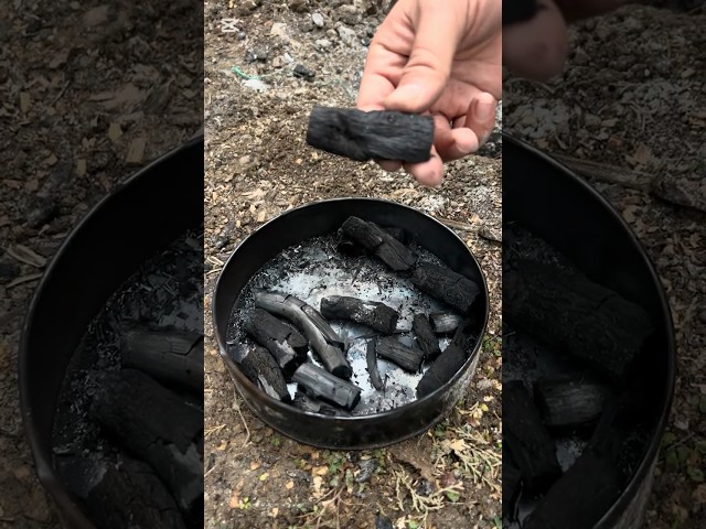 Amazing Lifehack: How to Easily Make Natural Charcoal. #camping #bushcraft #outdoors #survival