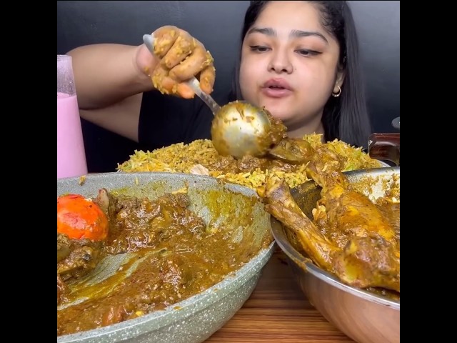 ASMR: EATING SPICY CHICKEN LIVER CURRY🔥 BRIYANI || #shorts #mukbangn#asmreating #mukbangasmr #asmr