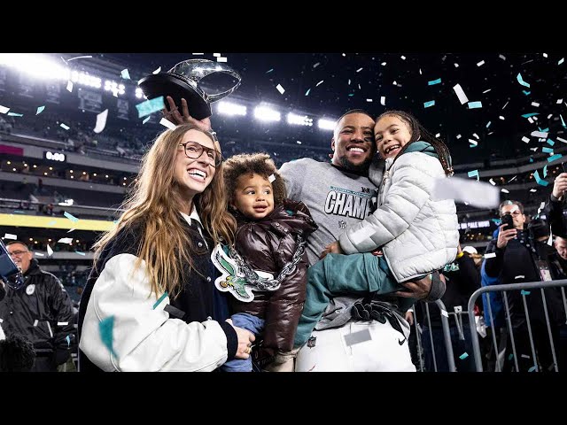 10 Adorable Shots of Philadelphia Eagles Celebrating the Super Bowl with Their Extremely Cute Kids