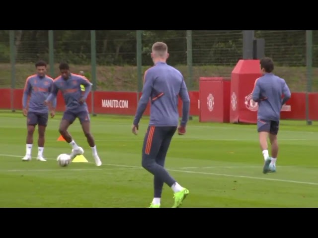 Watch Manchester United Training Under New Coach Erik ten Hag