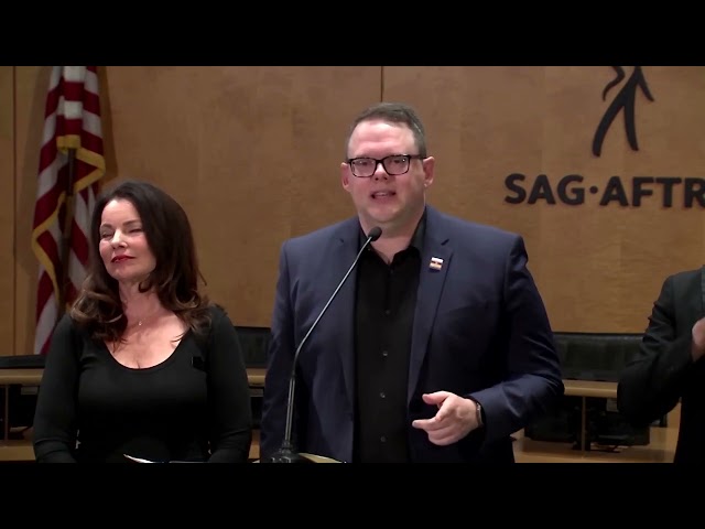 SAG-AFTRA celebrates end of 118-day strike