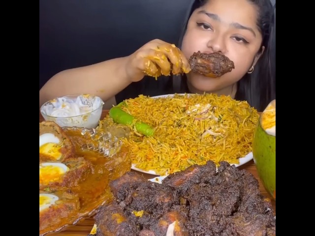 ASMR: EATING SPICY MUTTON PULAO🔥 CHICKEN BHUNA || #shorts #mukbangn#asmreating #mukbangasmr #asmr