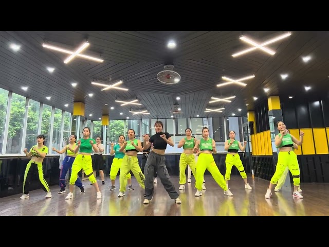 WULALA Remix - La La La on my mind | Tiktok | Dance fitness | Cover by me