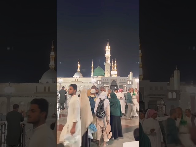 Ya Rabbe Mustafa tu mujhe Hajj pe Bula #shorts​ #ytshorts​#madina #makkhamadina