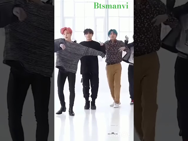 BTS dance 💃 #bts #viralvideo #btsmember #btsarmy #kimtaehyung ☺