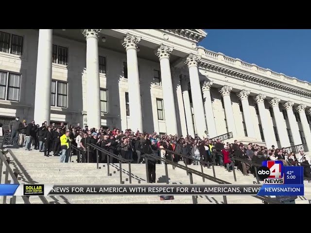 Controversial bill barring public unions from collective bargaining passes Utah Senate