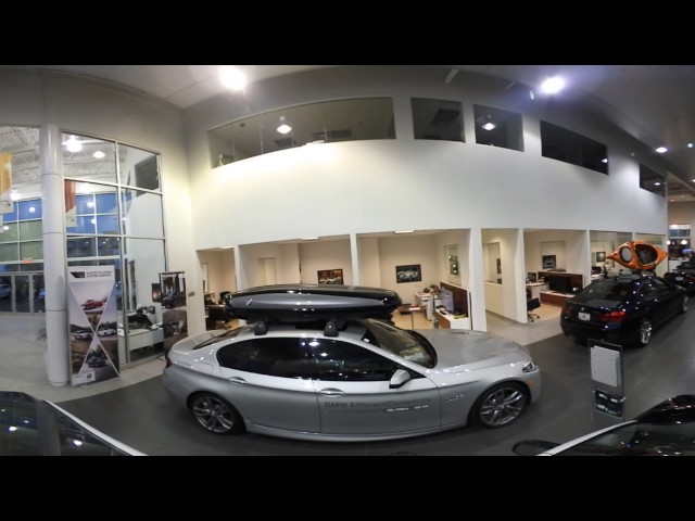 BMW West Island in reality virtual - Showroom 2