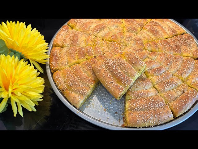 Play with dough and bake a delicious appetizer / dough and meat / بورک گوشت یک پیش غذای خوشمزه