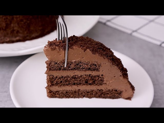 This Chocolate Cake Will Be Your Next Favorite Dessert!