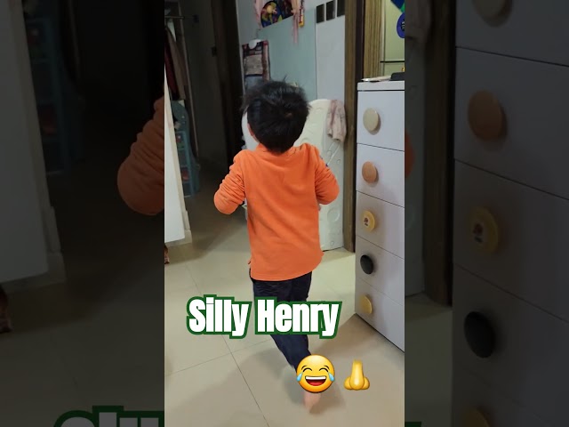 Silly henry😆😂 #baby #babieztv #cute #babyz #funny #babiez #萌娃 #babycutietv #cutebaby #babiesfunz