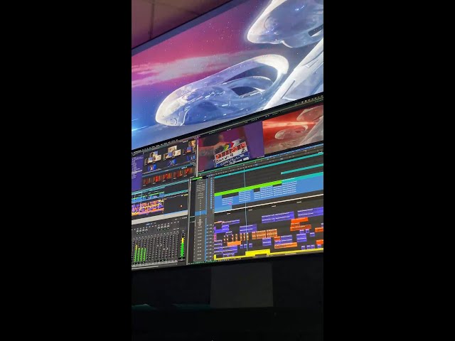 💫 The intro sequence from the pilot of The Orville