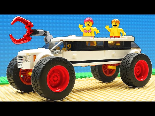 Super Limousine vs Tractor Racing - Kinetic Sand Kart Chase