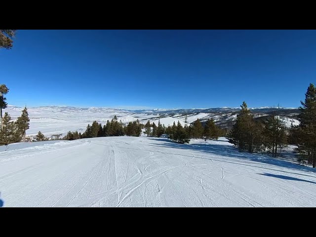 Ski Granby's blue Ghost Rider intermediate ski trail with full 360 video!