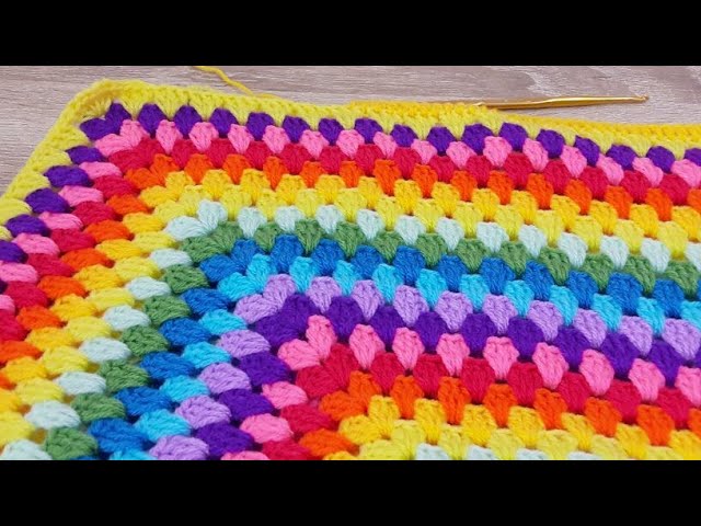 ทดสอบสอนผ่านการถ่ายทอดสด | ประยุกต์ Granny Square ถักเป็นกระเป๋า