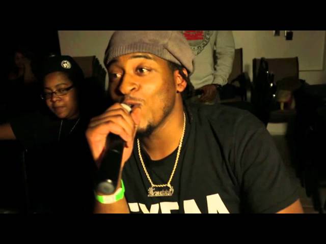 Krzybby vs Splashy G Braggin rights cypher 2014