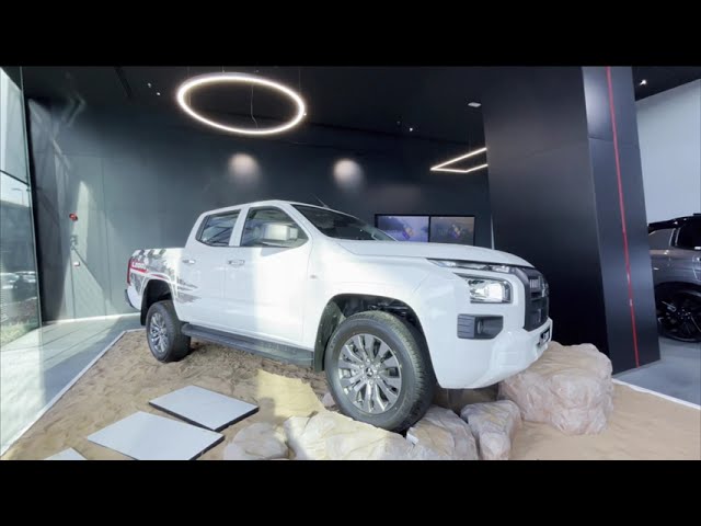 Exploring the New Mitsubishi L200 – Ultimate Vlogging Experience