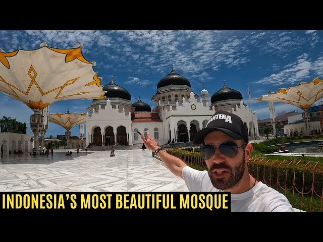 Indonesia's Most Beautiful Mosque Stands in Banda Aceh 🇮🇩