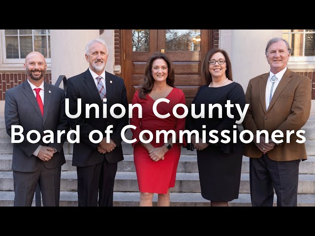 Commissioners Sworn In To Serve on Union County Board of Commissioners