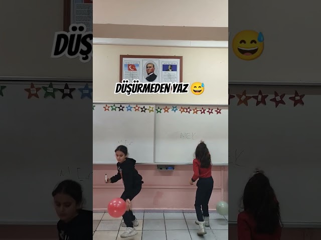 3-E Sınıfı Düşürmeden Yaz 😅#keşfet #okul #shortvideo #etkinlik #oyun #sınıf #shorts #viral #etkinlik