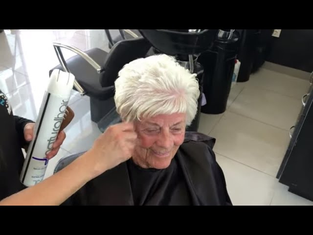 Short hair blow dry step by step -Amal Hermuz #amalhermuz #vivyanhairdesign