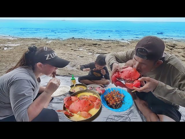 3 days 2 nights camping hunting jumbo crabs and sea creatures with family