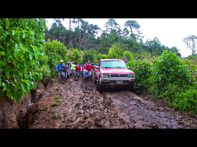 Honduras, Living Against All Odds on Impassable Roads | Deadliest Journeys