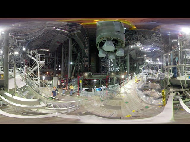 360 View of SLS Core Stage Pathfinder Lift