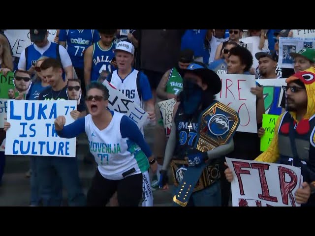 Mavs fans react to Luka Doncic trade, protest outside the AAC