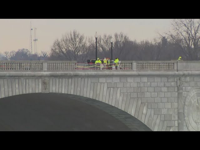 Dashcam video shows car crashing, driving off Memorial Bridge into Potomac River