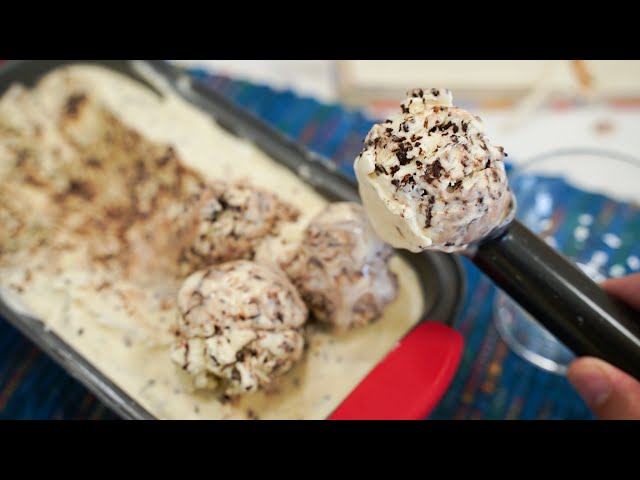 SUPER CREAMY FLAKE ICE CREAM WITH ONLY 3 INGREDIENTS