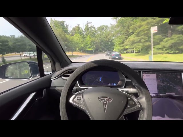 TESLA FSD Beta TESTING | North Shore Drive EAST 011 | Full Self Driving 11.4.2 AutoPilot 2023.7.10