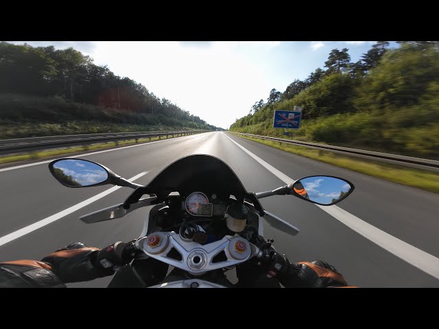 BMW S1000RR | ACCELERATION 🔥 0-300 KM/H - German Autobahn