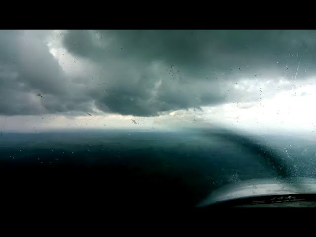 how to fly a cessna 182 close to a thunderstorm