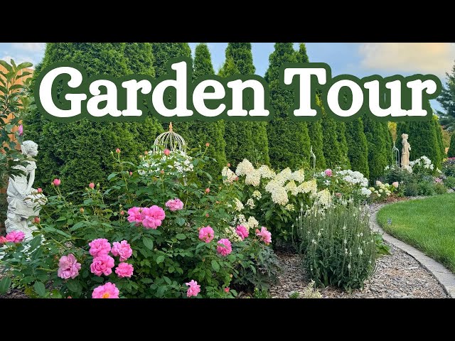 July Garden Tour // Garden Thrift Find// Visit My Mom's Midwest Farm Garden! 🙂⛲🌸