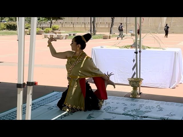 Lao Wishing Dance (Ouay Phon Pi Mai)