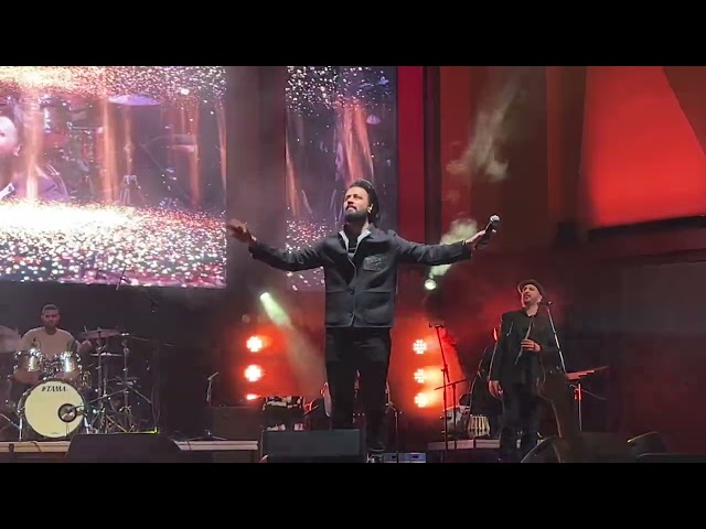 Best Live Concert Atif Aslam - Dil Diya Gallan