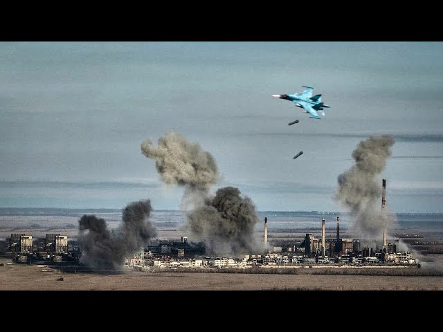 Russia’s Su-34 Drops FAB-1500 and Thermobaric ODAB-1500 Bombs Over Kursk and Kharkiv