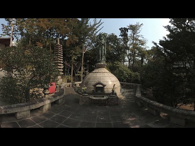 Exploring Tokkōin Temple (徳光院 多宝塔), Kobe, Japan [360 4K VR]