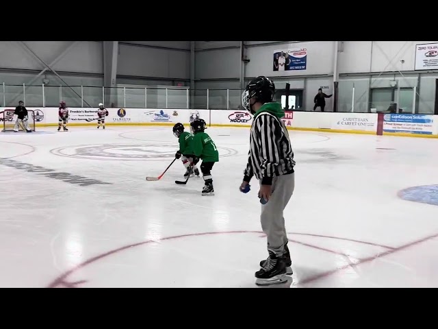 Max’s first hockey game - part 5