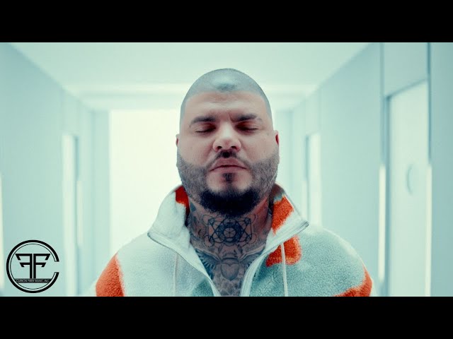 Farruko - Viaje (Official Music Video)