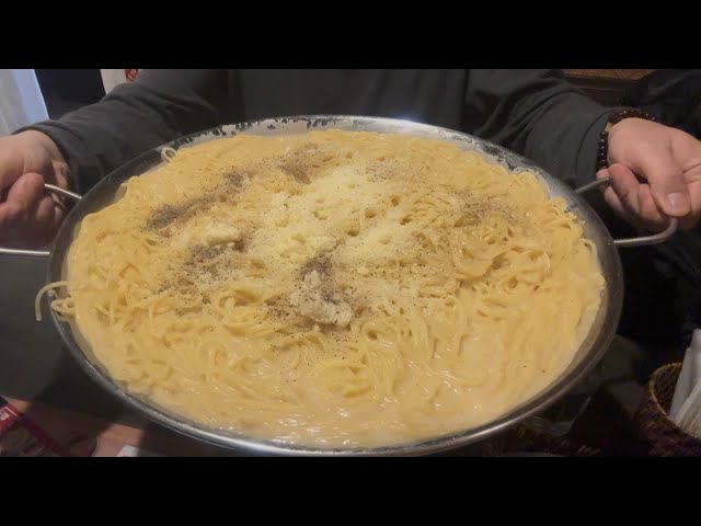 【大食い】3kgパスタ 30分以内に完食で無料&お食事券5000円分プレゼント！！