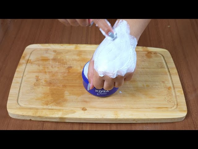 Mezcla con crema nivea que te ayudará a eliminar manchas y arrugas