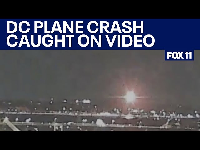 Washington DC plane crash caught on camera