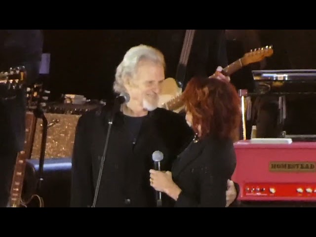 Kris Kristofferson and Roseanne Cash sing "Loving Her Was Easier (Than Anything I'll Ever Do Again)"